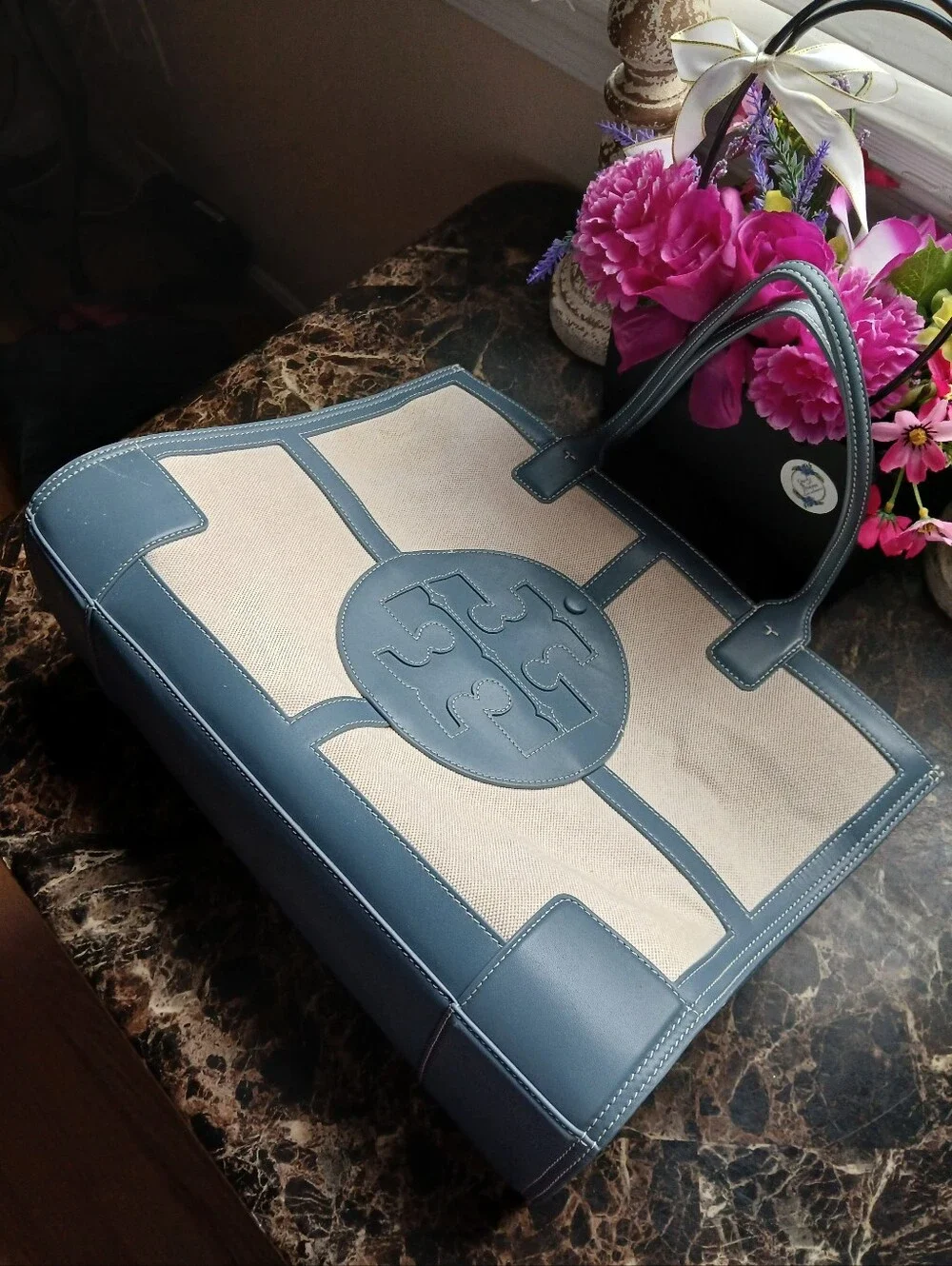 Tory Burch tory burch
